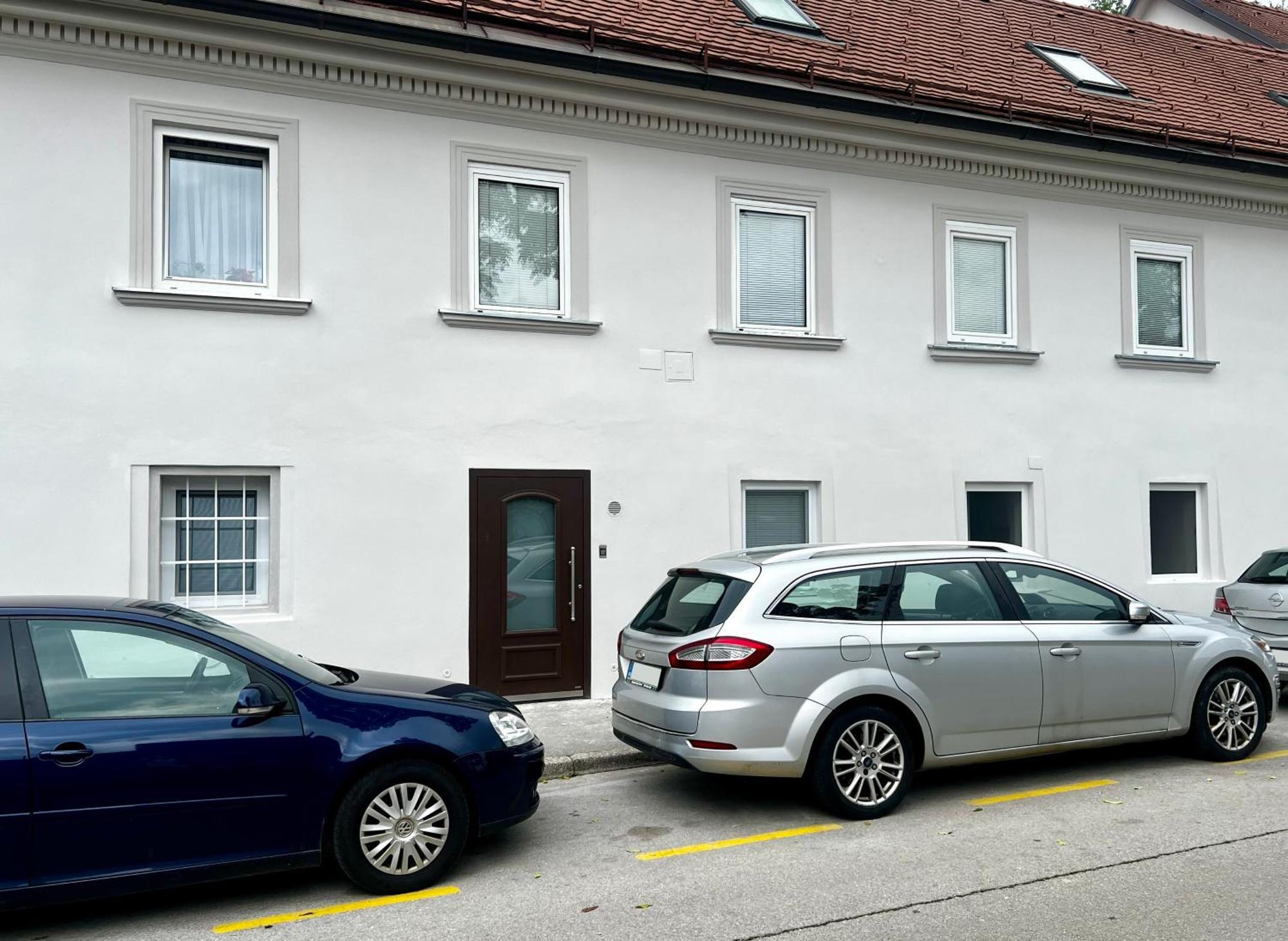 Black And White Studio Laibach Exterior foto